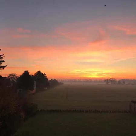 Stadt. Land. See. Daire *