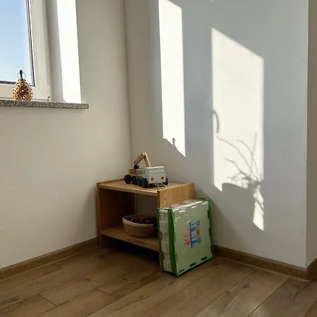 Daire Stadt. Land. See. *